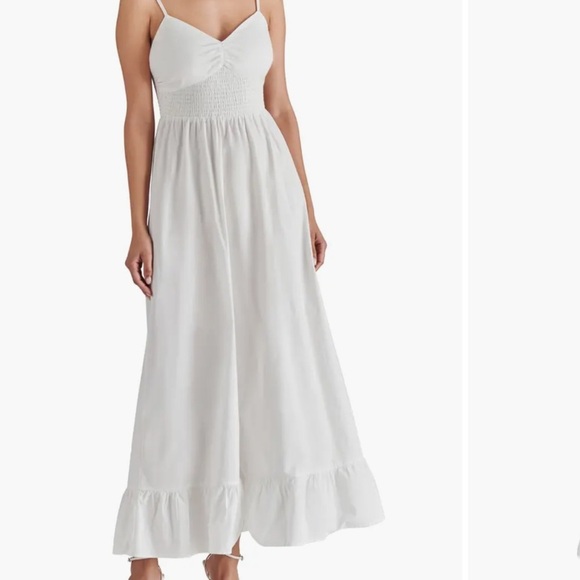 NWOT SOLD OUT Steve Madden Smocked Sleeveless Maxi Dress in White Size S - Picture 1 of 15